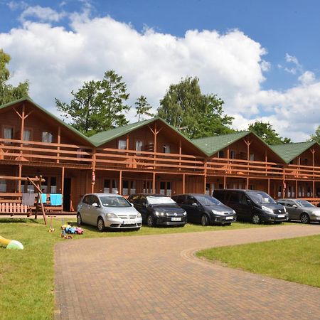 Mlodziezowy Domek Dla Grup Eldorado Mielno Centrum, 200M Od Morza Bagian luar foto