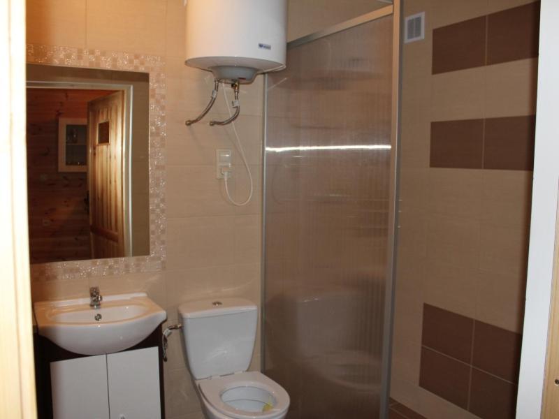 Mlodziezowy Domek Dla Grup Eldorado Mielno Centrum, 200M Od Morza Bagian luar foto
